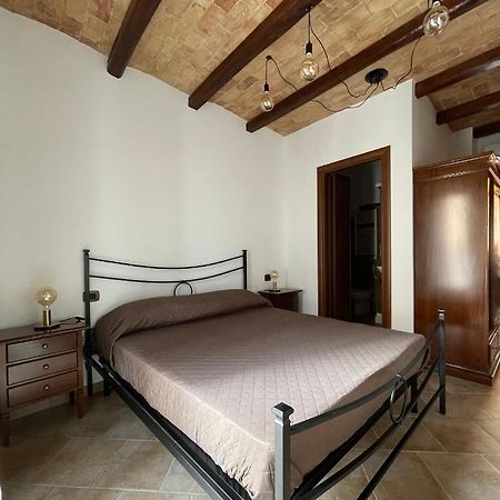 Bed and Breakfast La Vie En Rose Fondi Exteriér fotografie