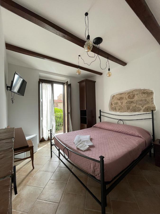 Bed and Breakfast La Vie En Rose Fondi Exteriér fotografie